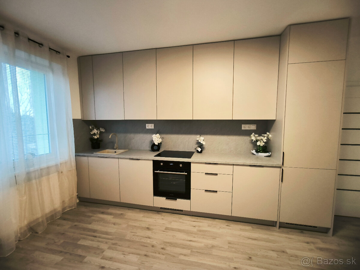 NOVÁ CENA Nanovo zrek. i zariad.byt na Raketovej ul.,BA - 2