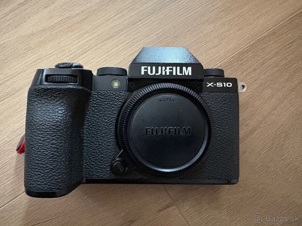 Fujifilm X-S10 - 2