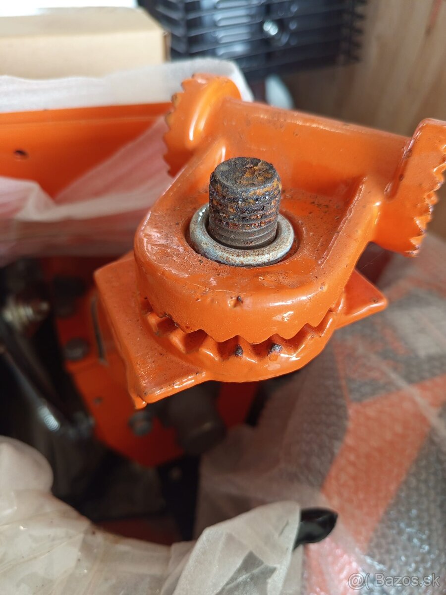 Kultivátor 915K - 2