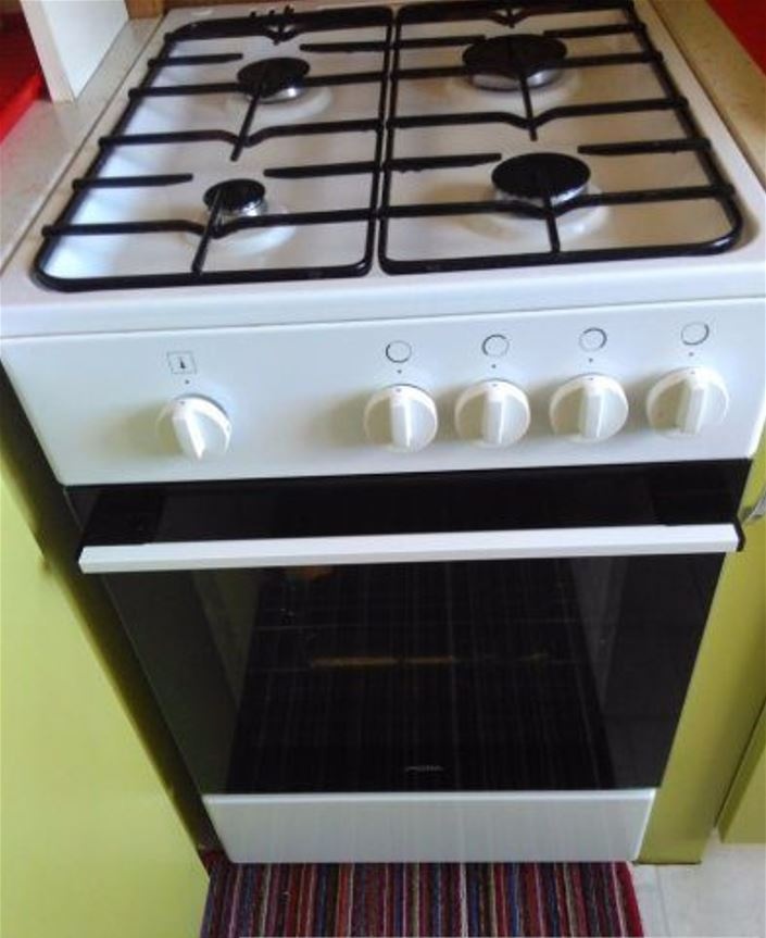 Plynový sporák MORA PS130MW - málo používaný - 2