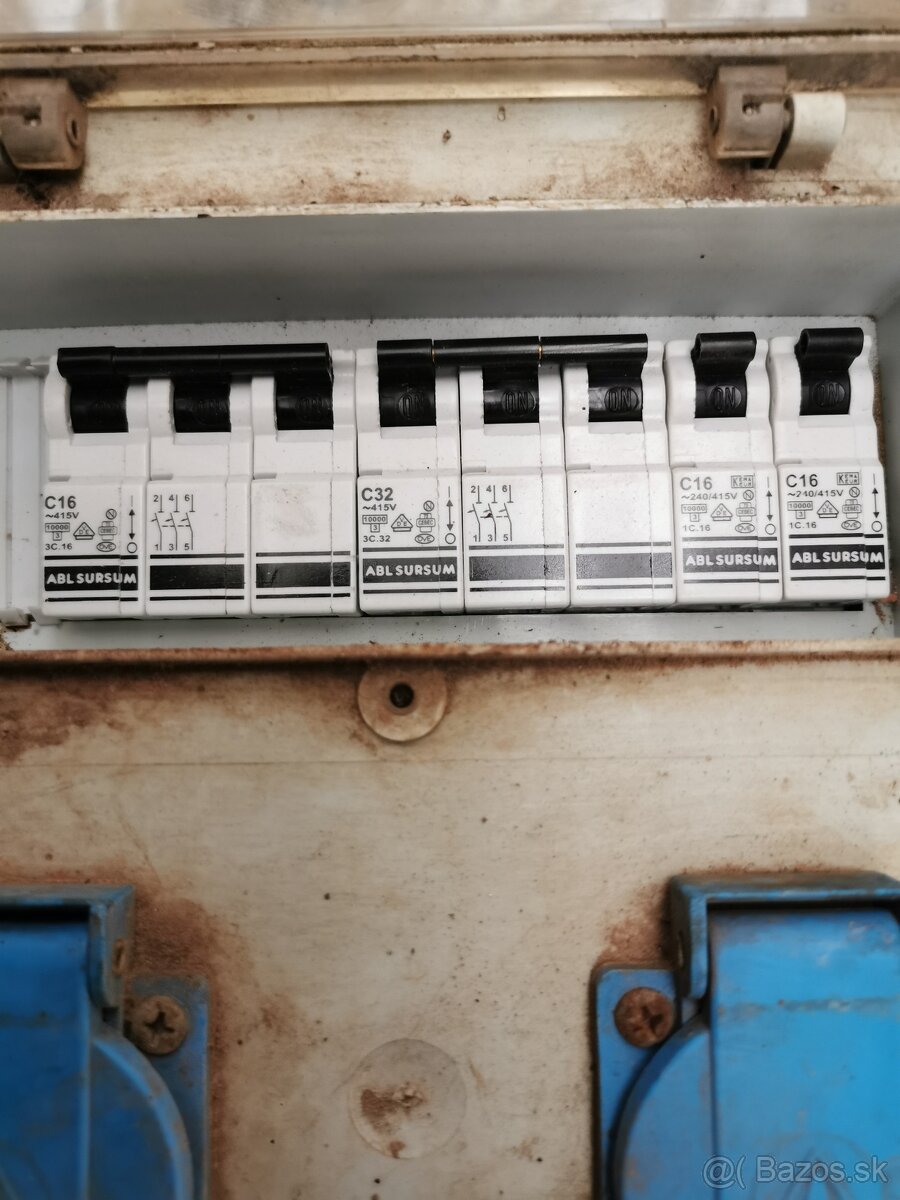 Stavebný rozvádzač - 2