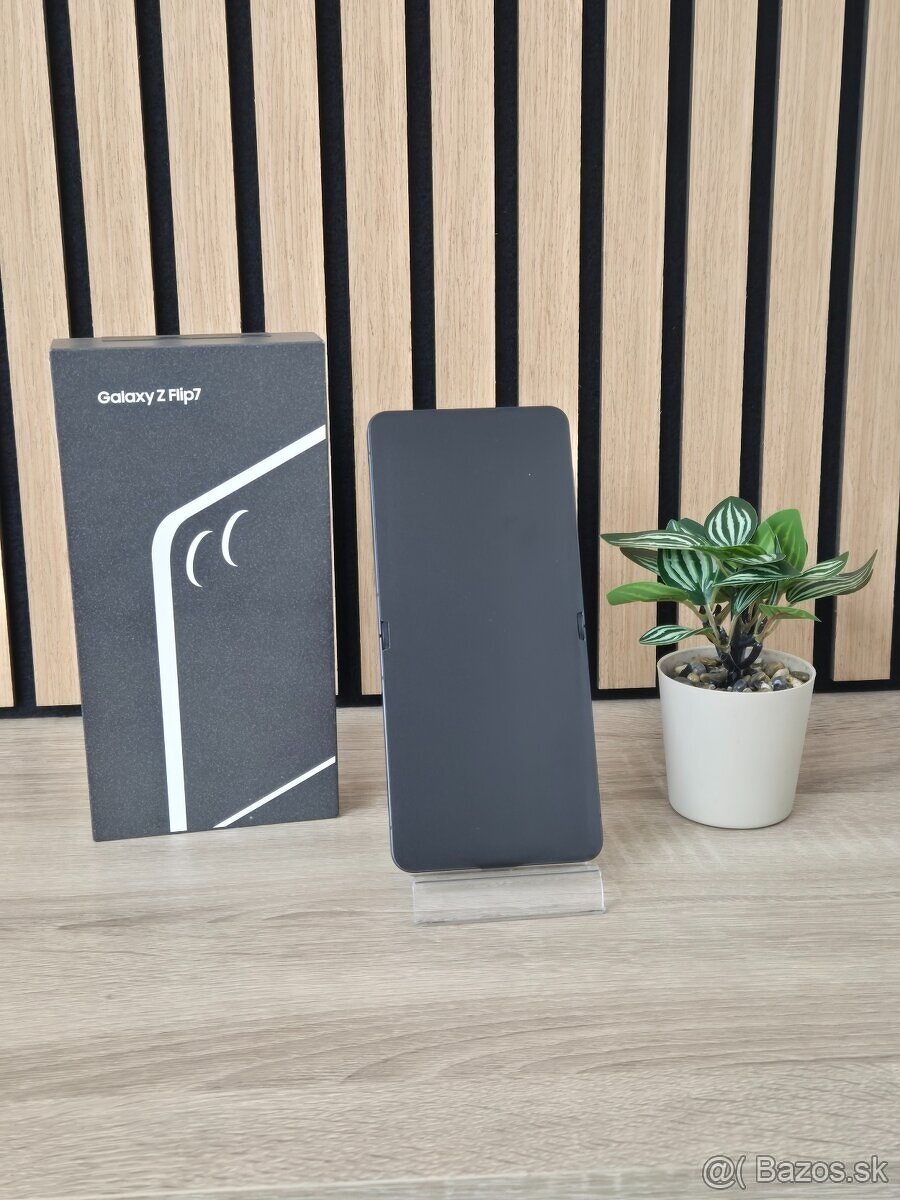 Samsung Galaxy Z Flip7 256GB Jetblack | AKO NOVÝ - 2