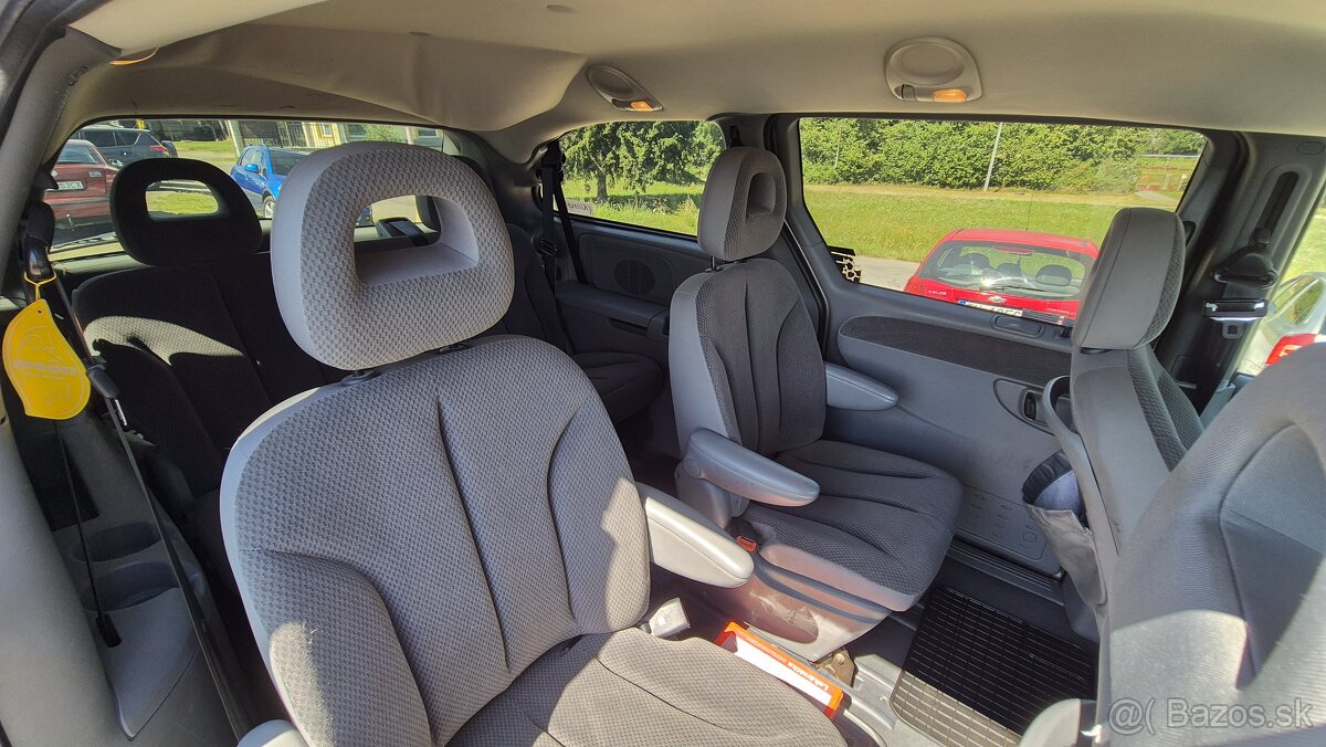 Chrysler Voyager 2,5crdi - 2