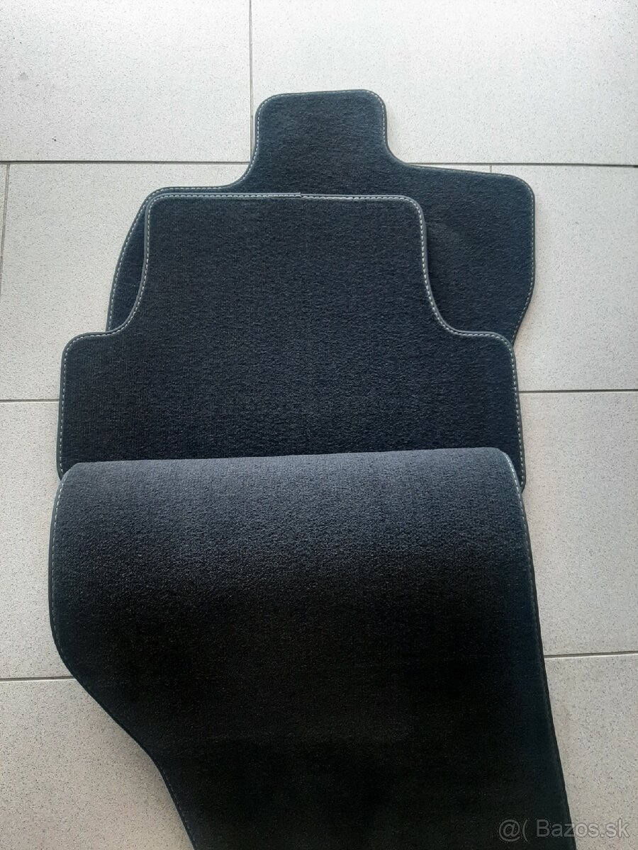 VW T-ROC Velurové koberce - 2
