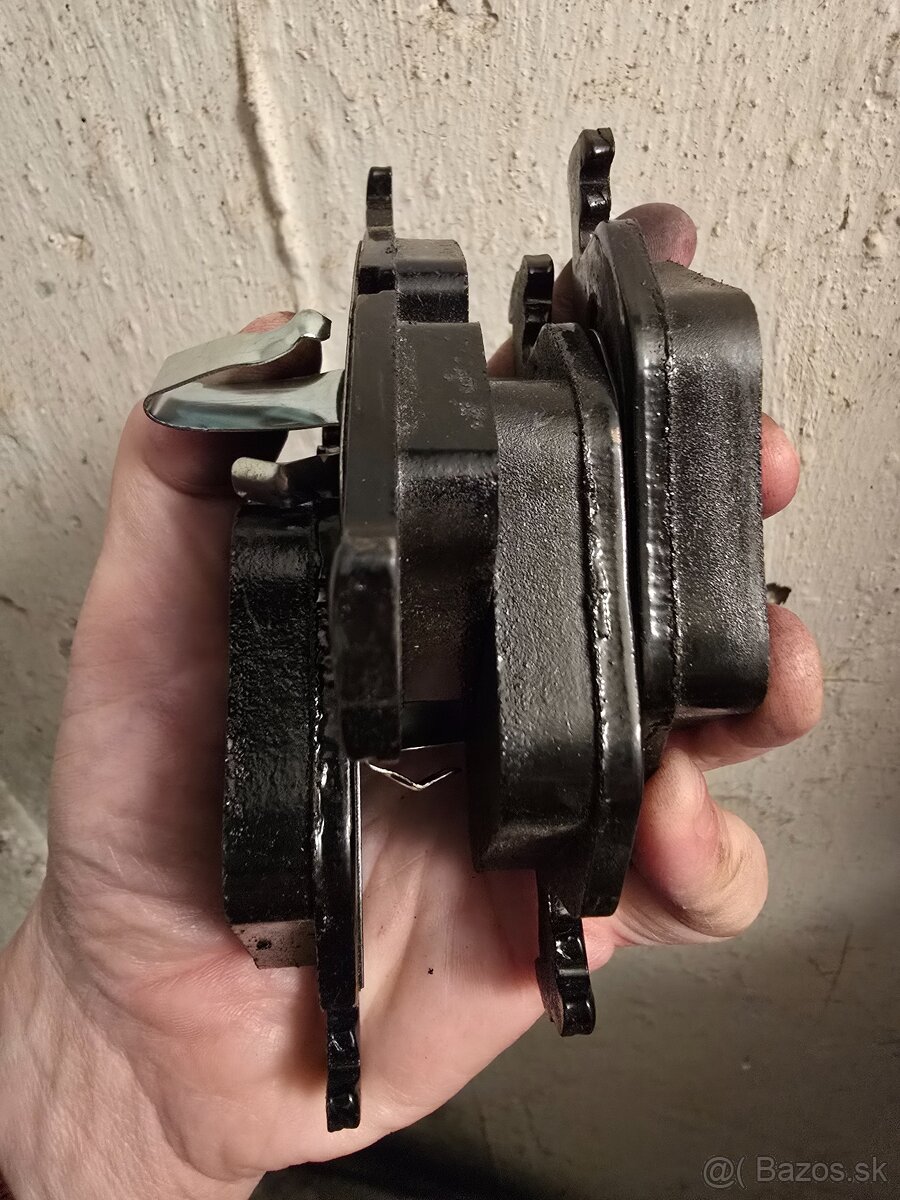 Brzdove oblozenie Febi 16175 - 2