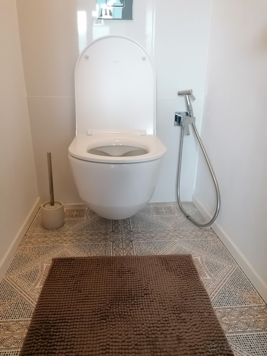 závesné WC Laufen - 2