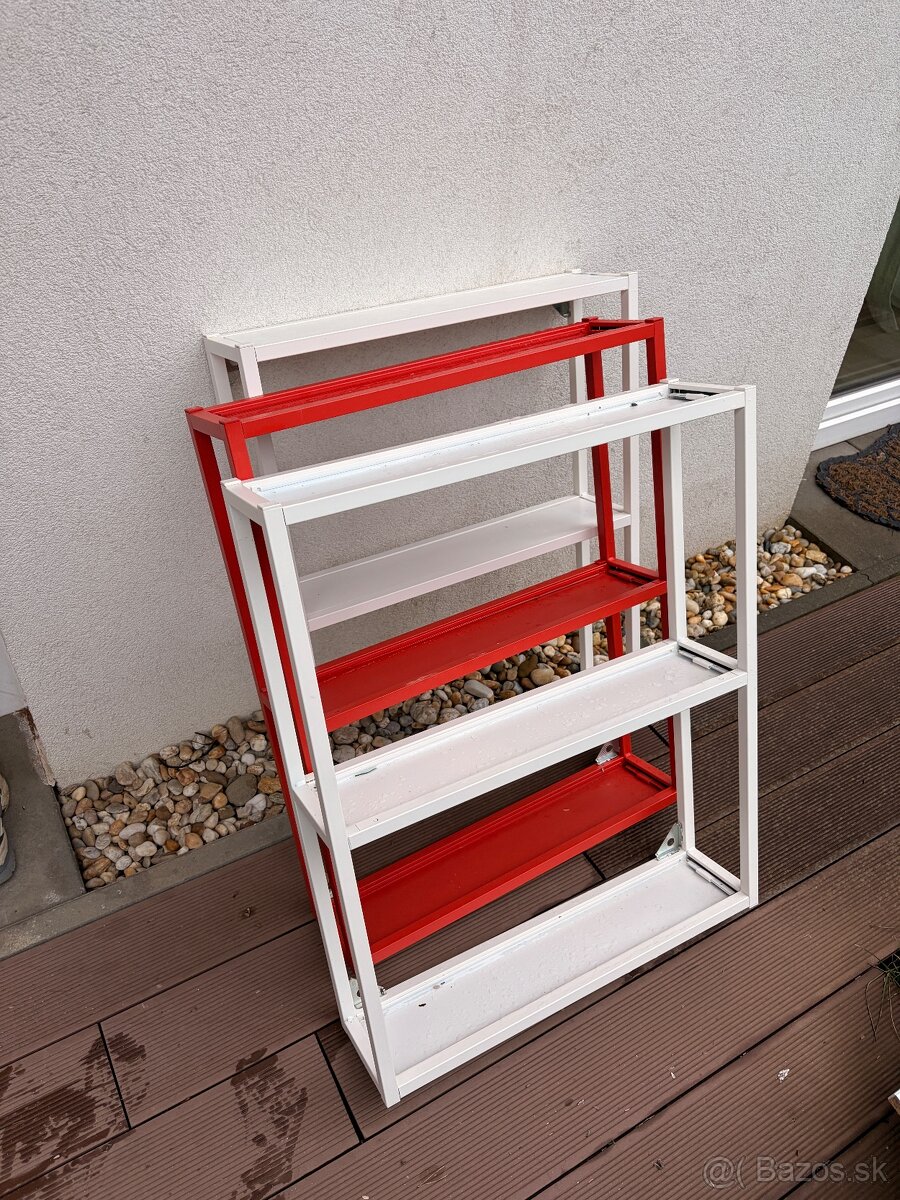 Poličky na stenu - 2