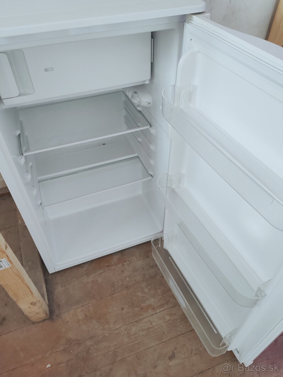 Predám chladničku Zanussi 85cm - 2