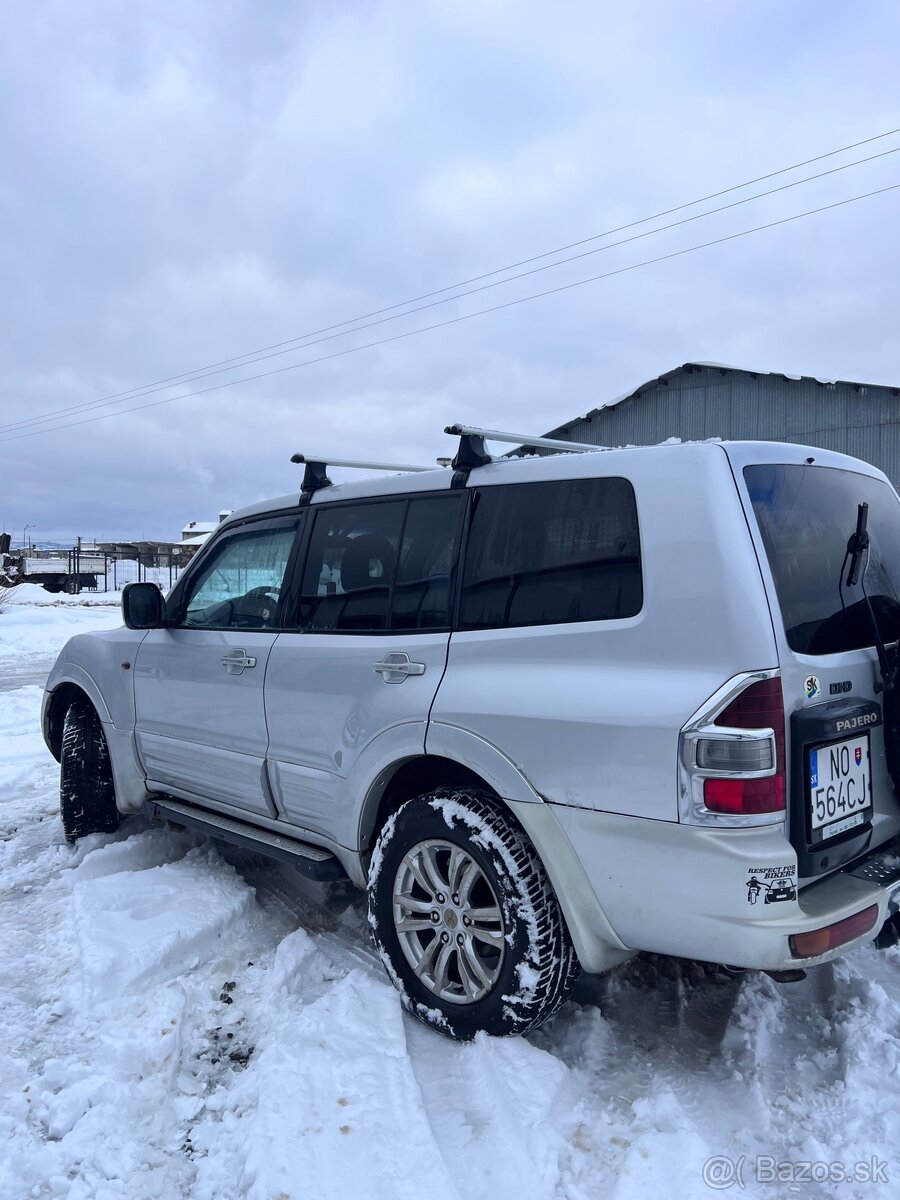 Mitsubishi pajero - 2