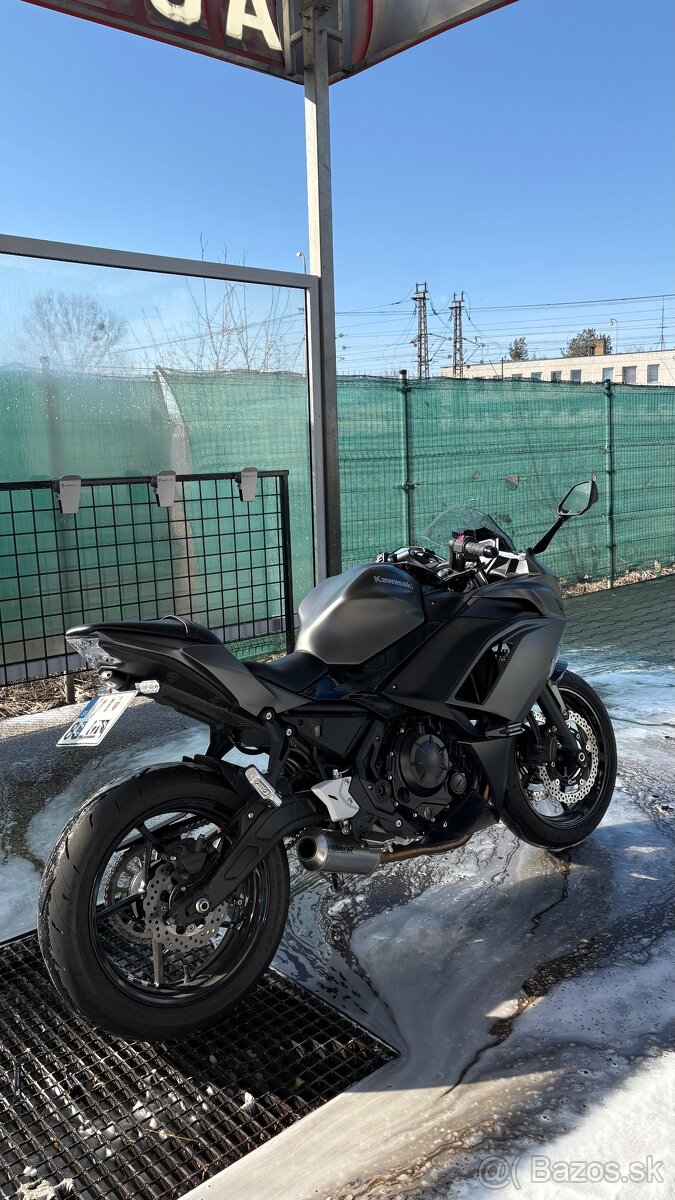 Predám Kawasaki Ninja 650 2023 - 2