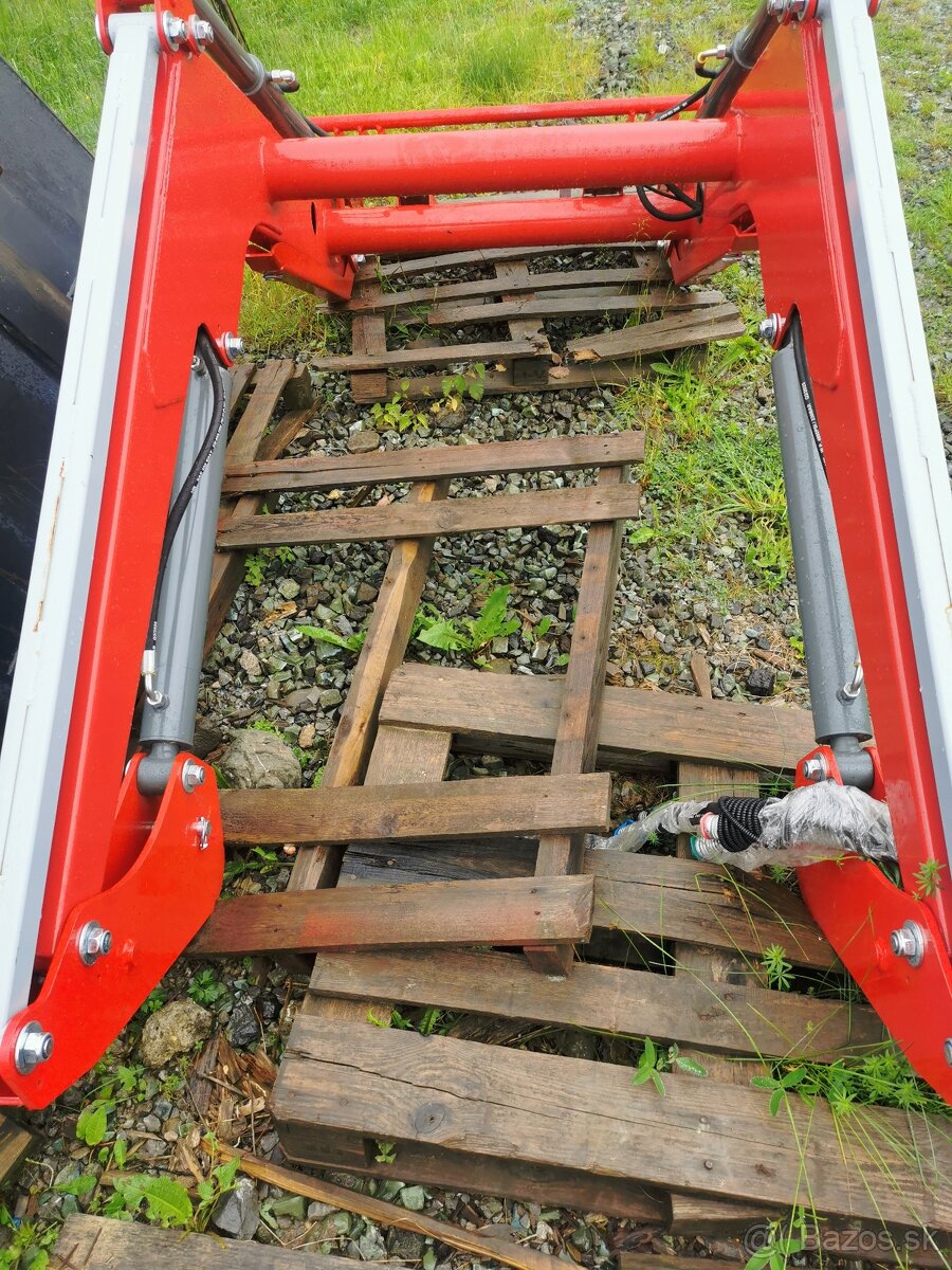 Čelný nakladač zetor - 2