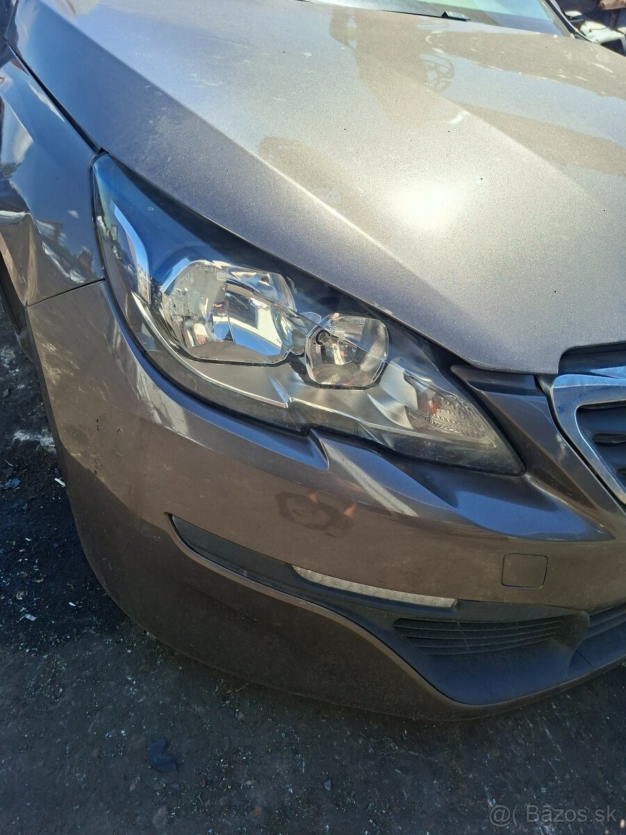 Peugeot 308 2015 - 2