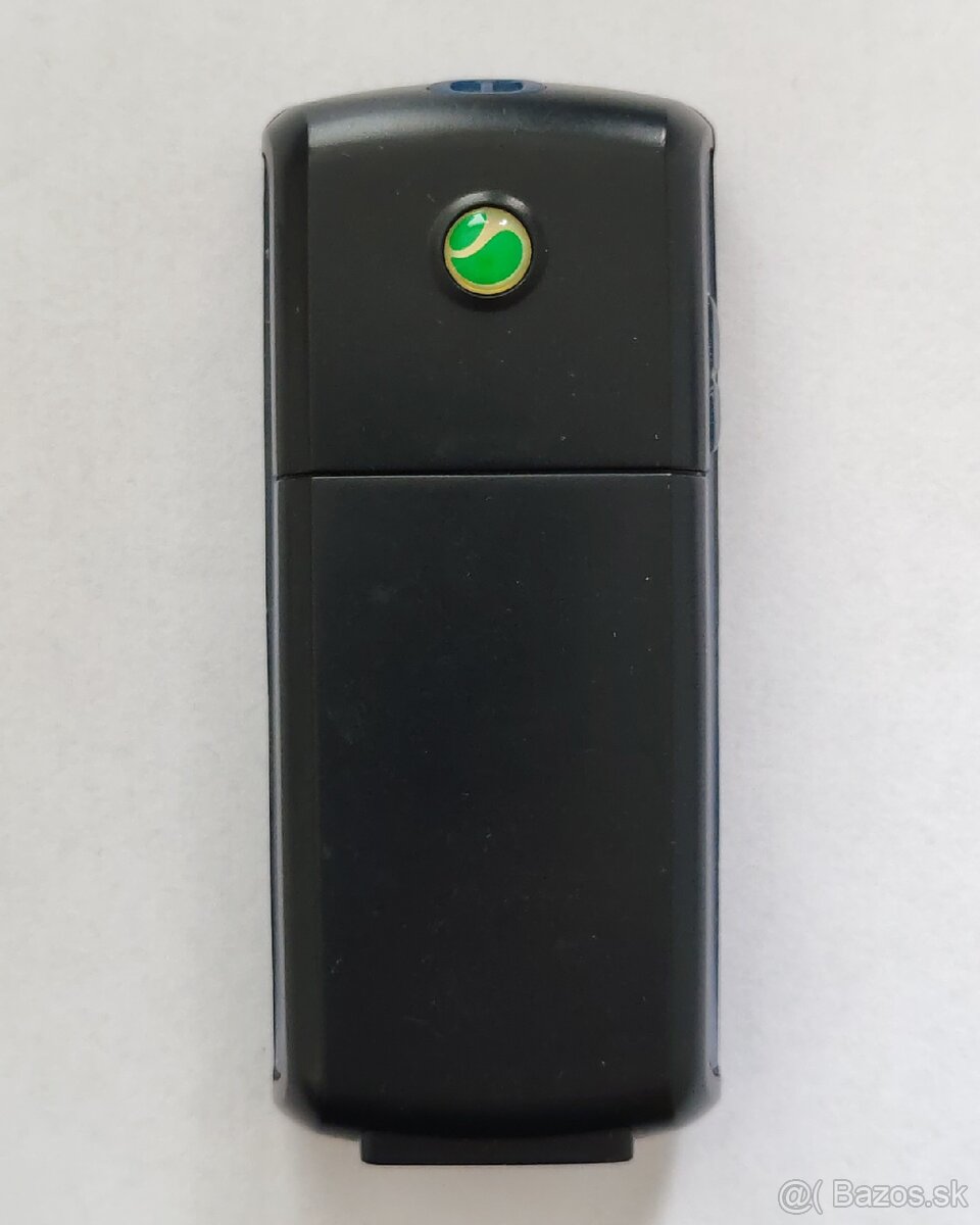 Sony Ericsson T230 - 2