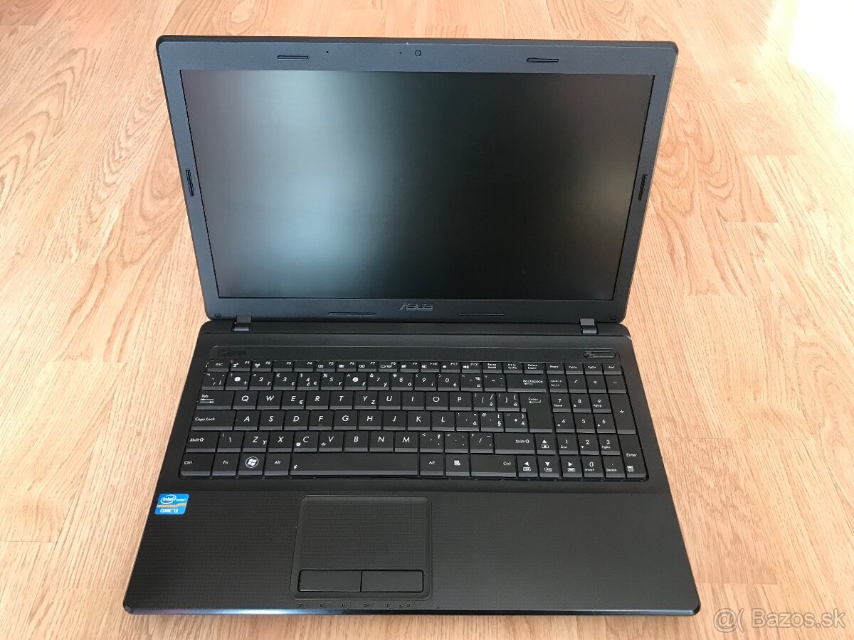 ASUS X54H - 2