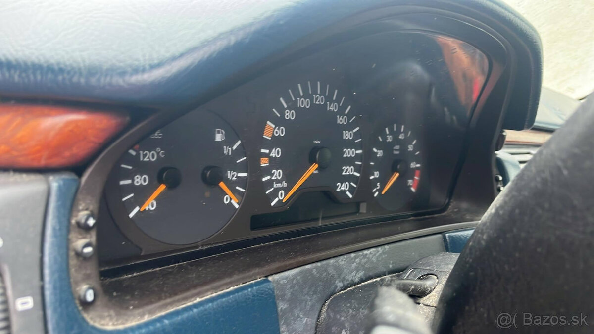 . Mercedes Benz E 240 125kw - 2