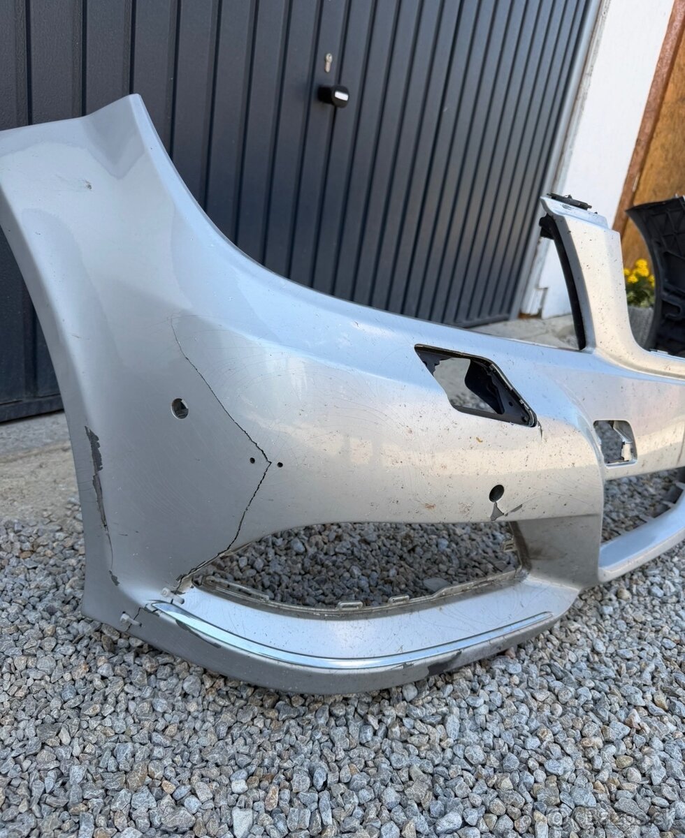 Predný nárazník w204 - 2