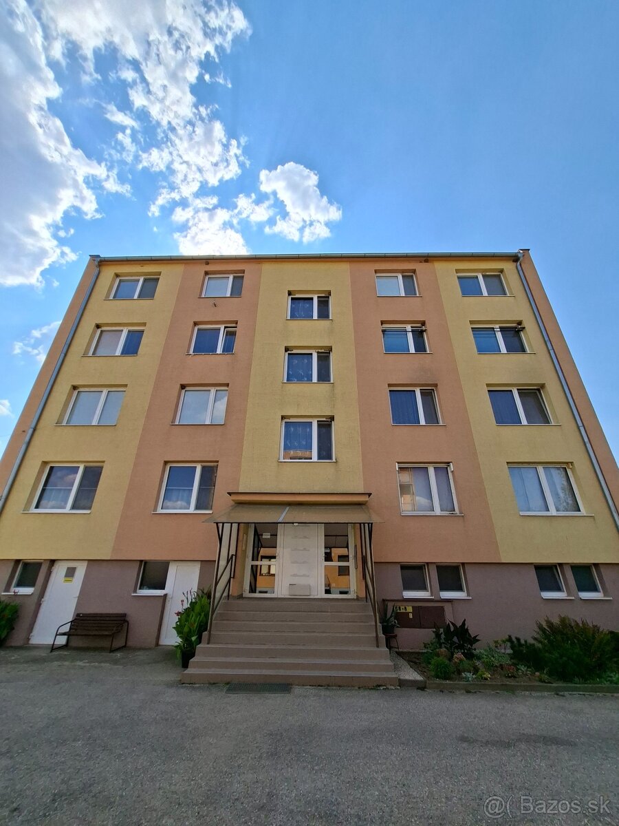Garsónka v obci Nedašovce - 2