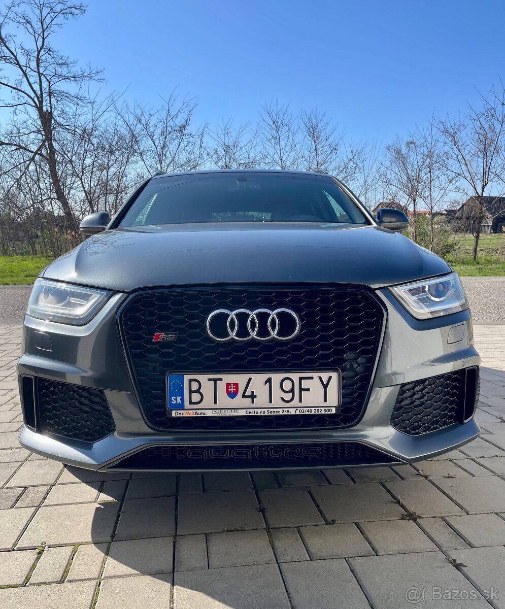 AUDI RSQ3