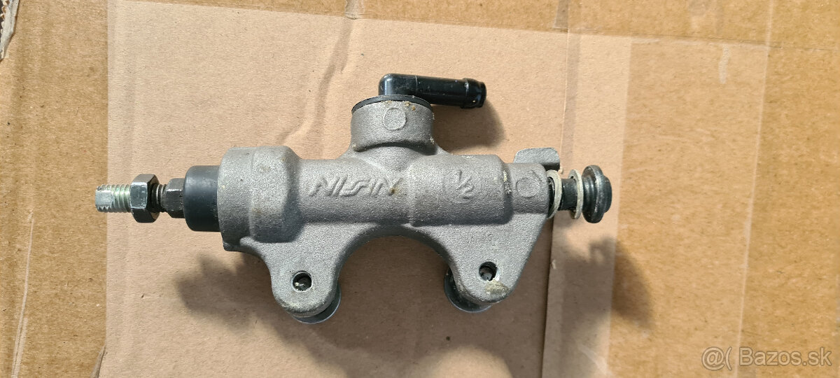 Yamaha R1 2009-2014 a R6 2017-2021 brzdova pumpa zadny - 2