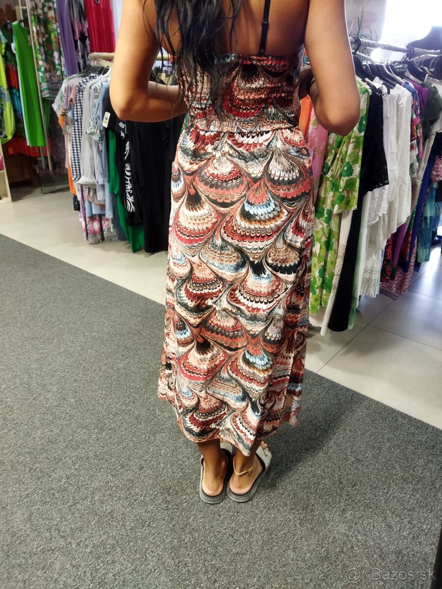 Letné šaty na ramienka - 2