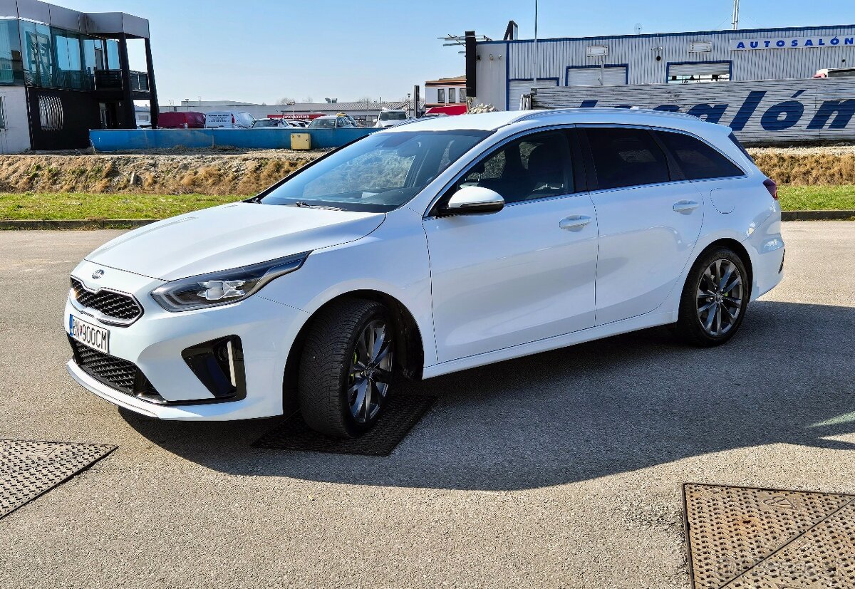 Kia Ceed SW GT line 7DCT - 2