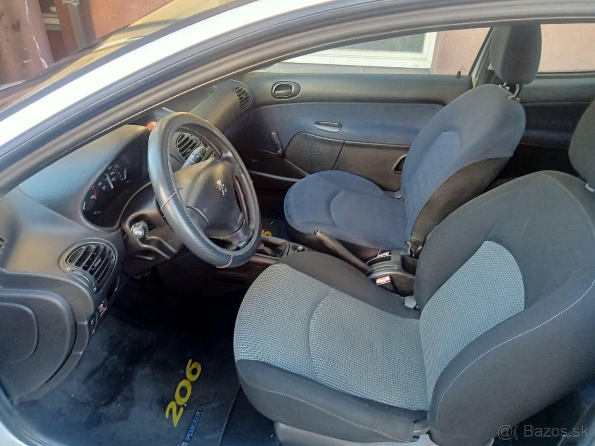 Peugeot 206 - 2