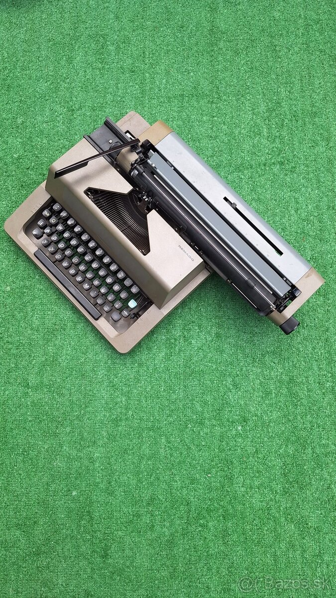 Mechanický písací stroj - 2