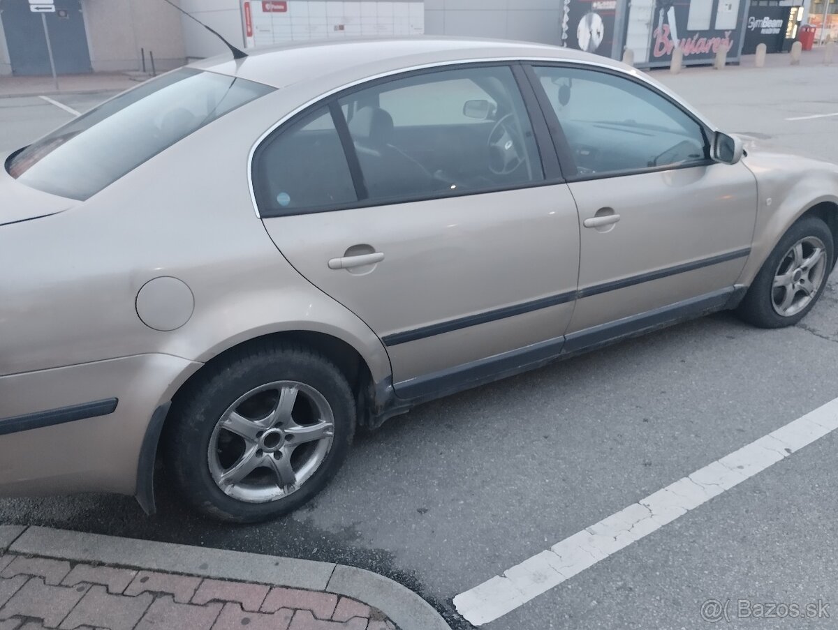 Superb 1 1.9 TDI 96 kw - 2
