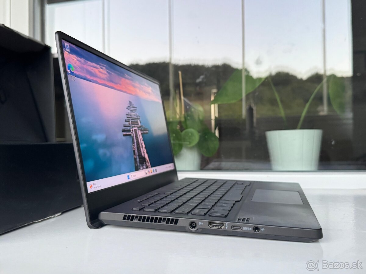 ASUS ROG Zephyrus G14 (RTX 3050 / QHD / 16GB) - 2