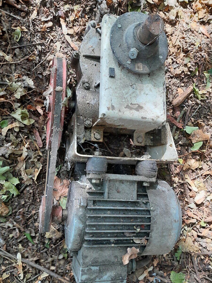 Motor s prevodovkou - 2