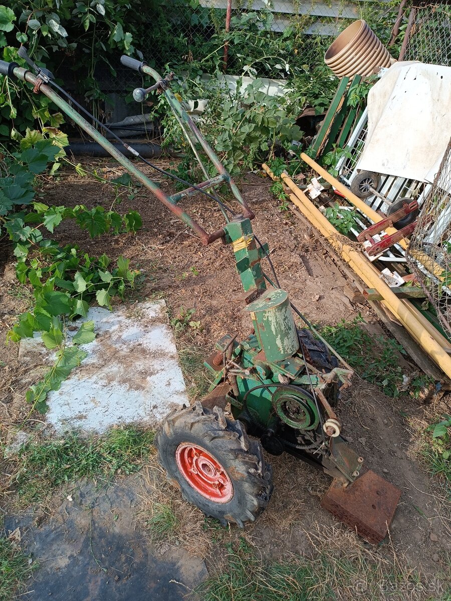 Predam malotraktor - 2