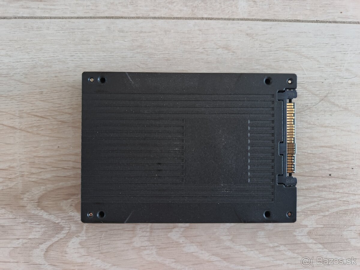 Kingston DC1000M Data Center Series SSD 3.84TB, 2.5" / U.2 - 2