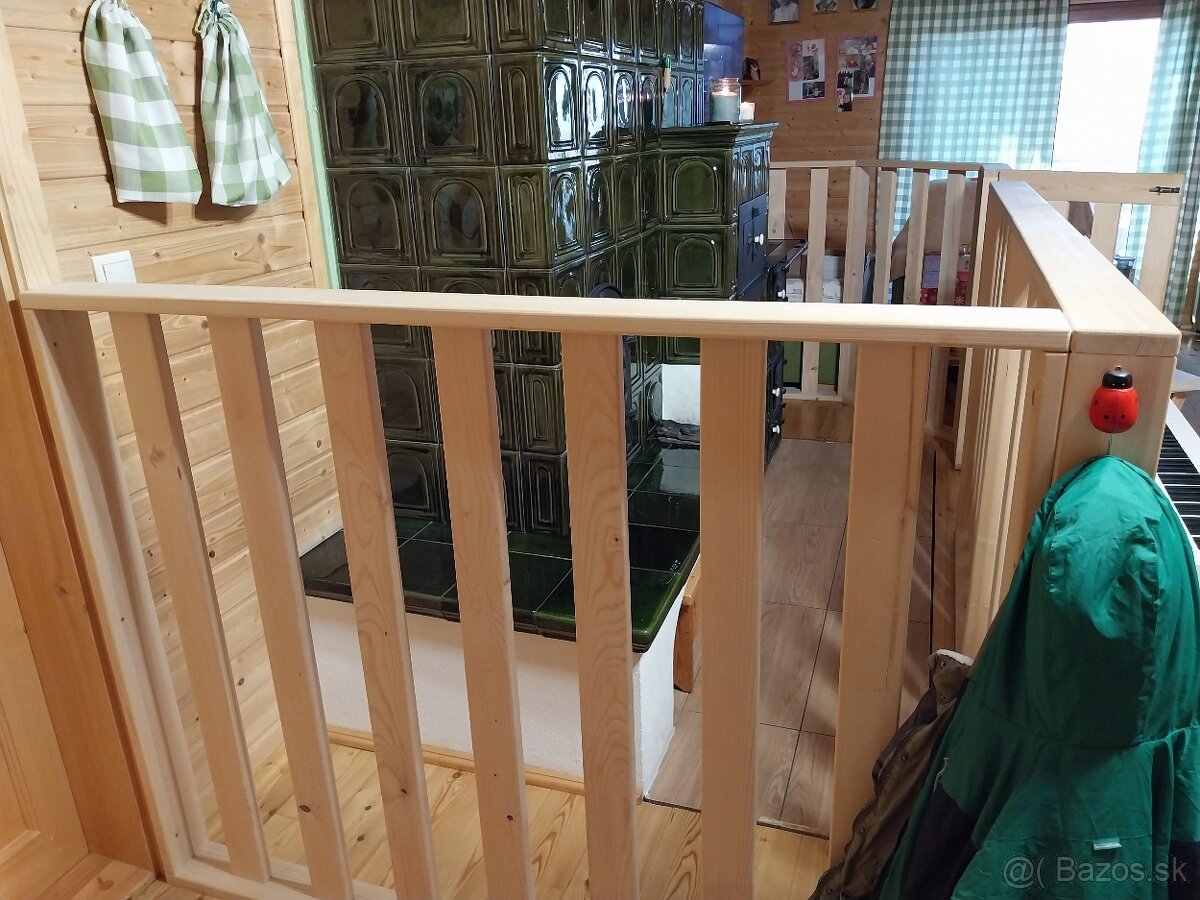 Zábrana ku krbu, kachliam - 2