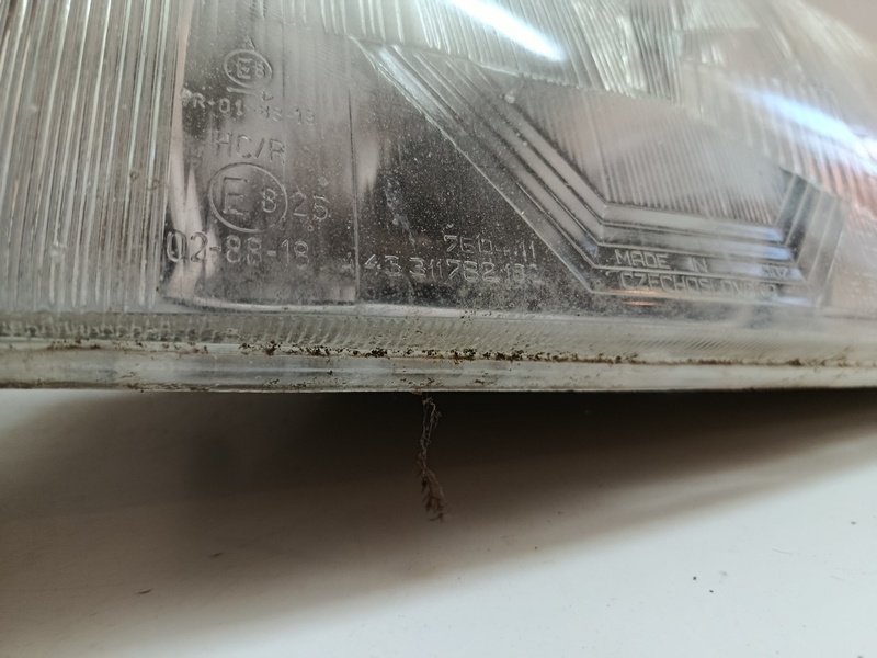 predne svetla skoda favorit 443311782 60€ - 2