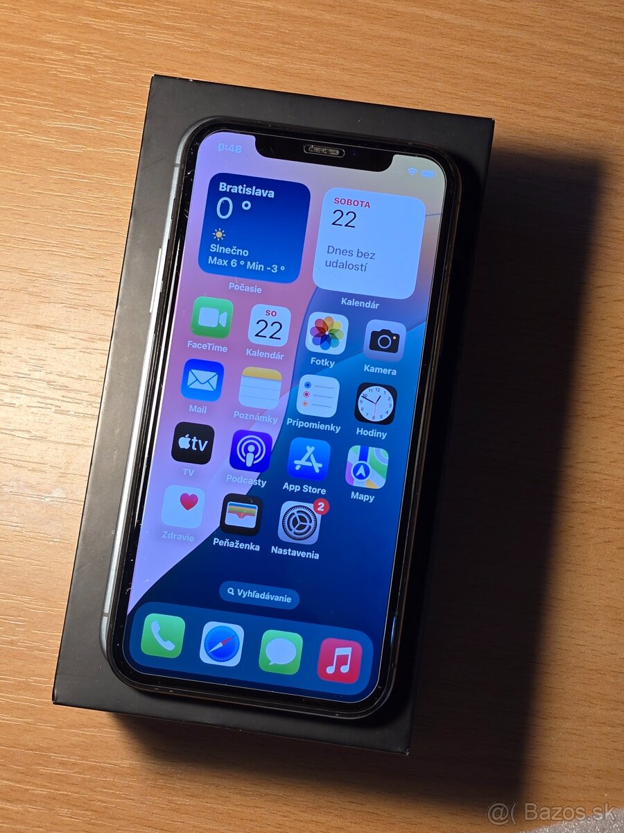 Apple iPhone 11 Pro - 2