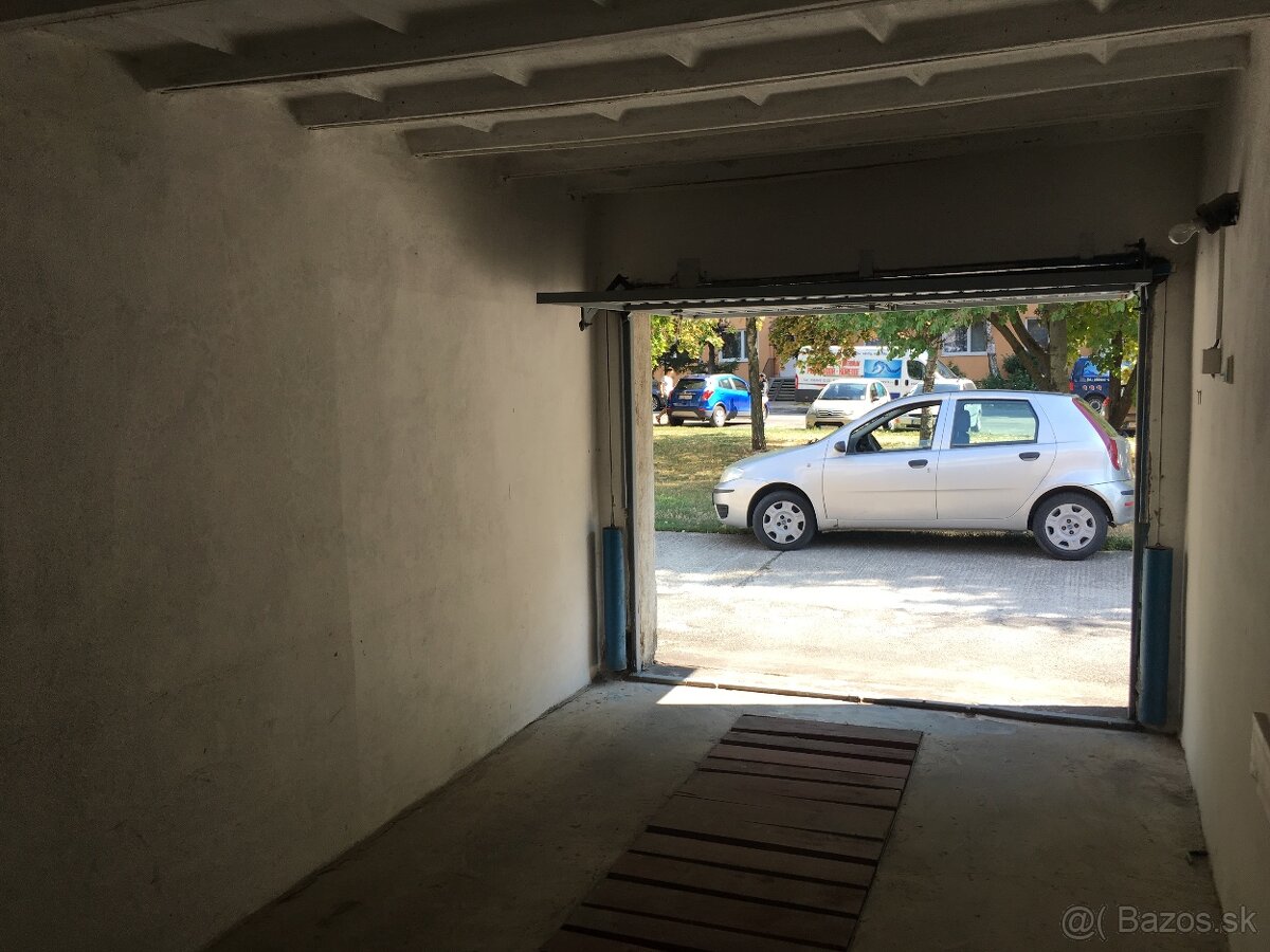 Garàž na prenàjom - 2