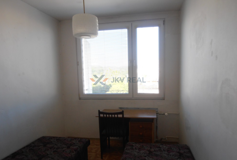 Študenti - prenájom 3-izbového bytu na Terase v Košiciach. - 2