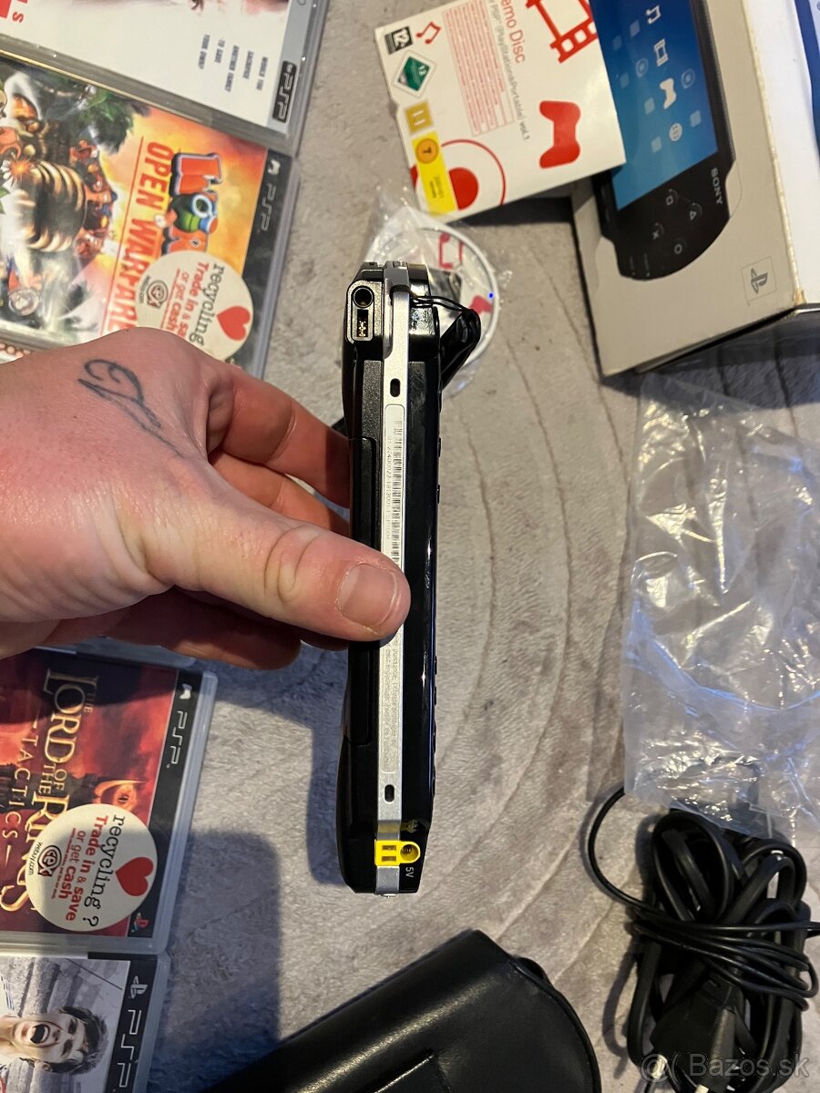 PSP 1004 Komplet TOP Stav - 2