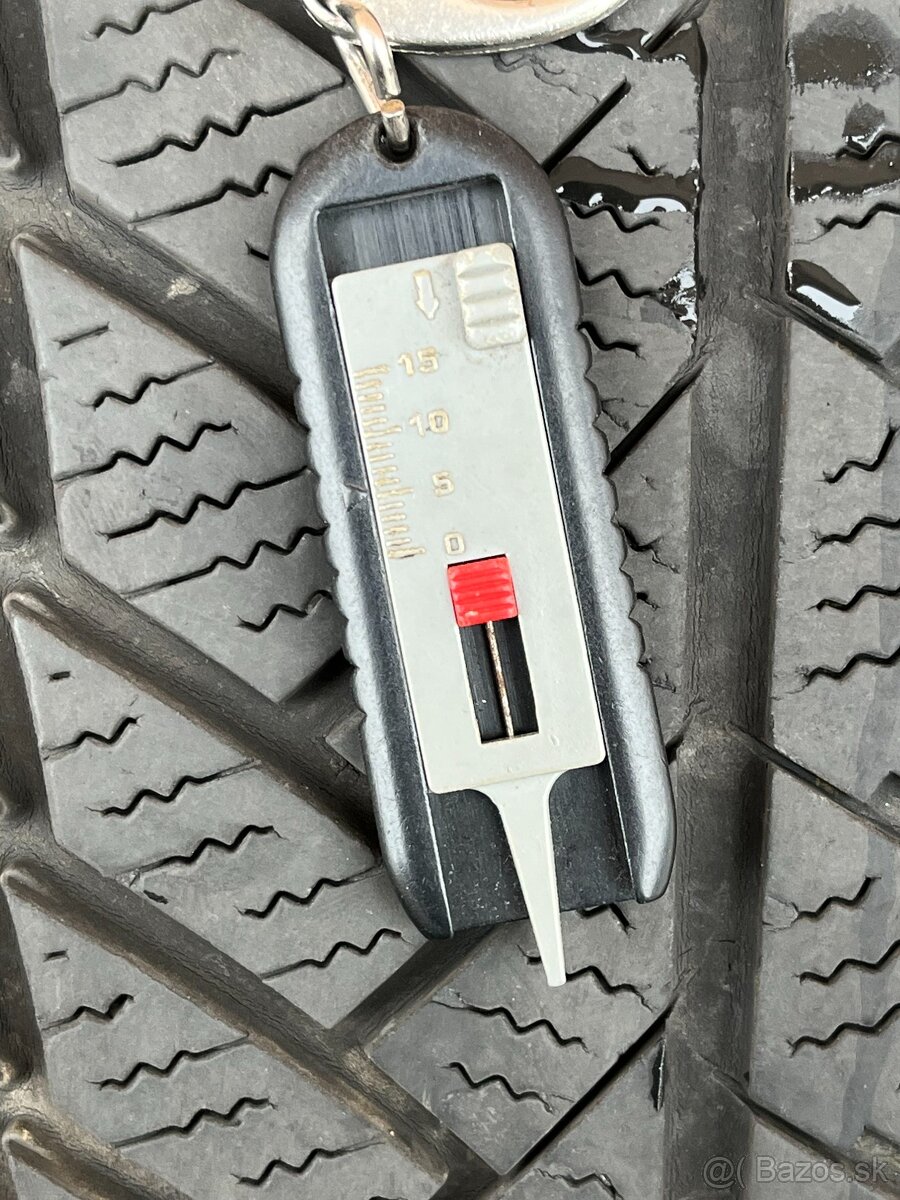 Continental WinterContact TS850P 235/65/r17 - 2