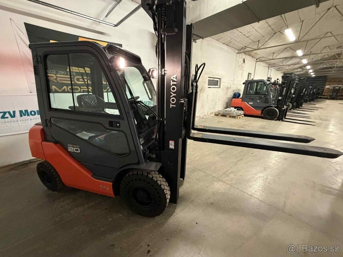 Vysokozdvižný vozík Toyota Dieselový VZV 52-8FDF20 - 2