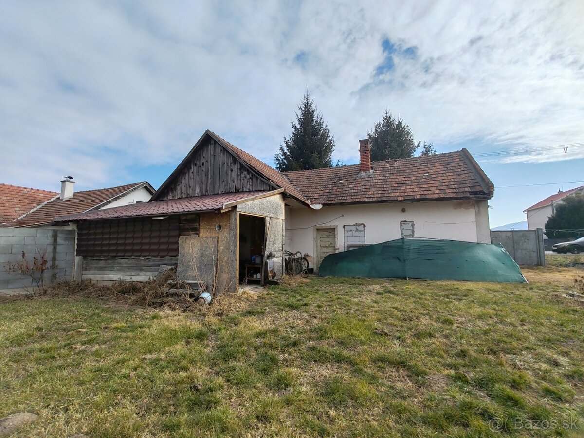 Kamanová - dom na rekonštrukciu - 2