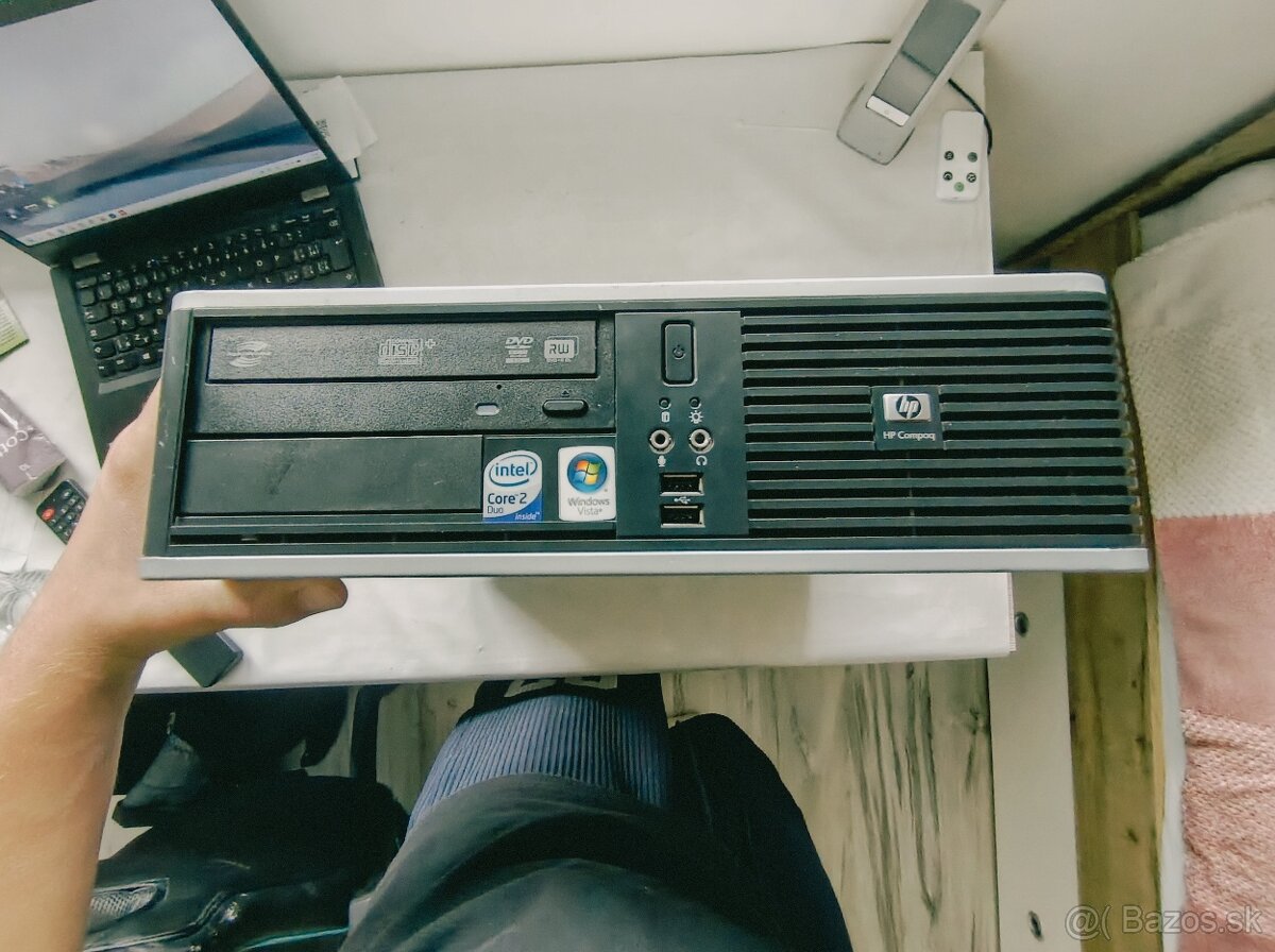 HP stolný PC – plne funkčný – HDD/DVD – 35€ - 2