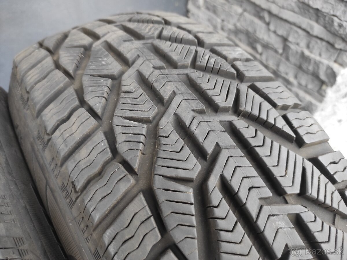 Zimné pneumatiky 215/60R17 Sebring - 2