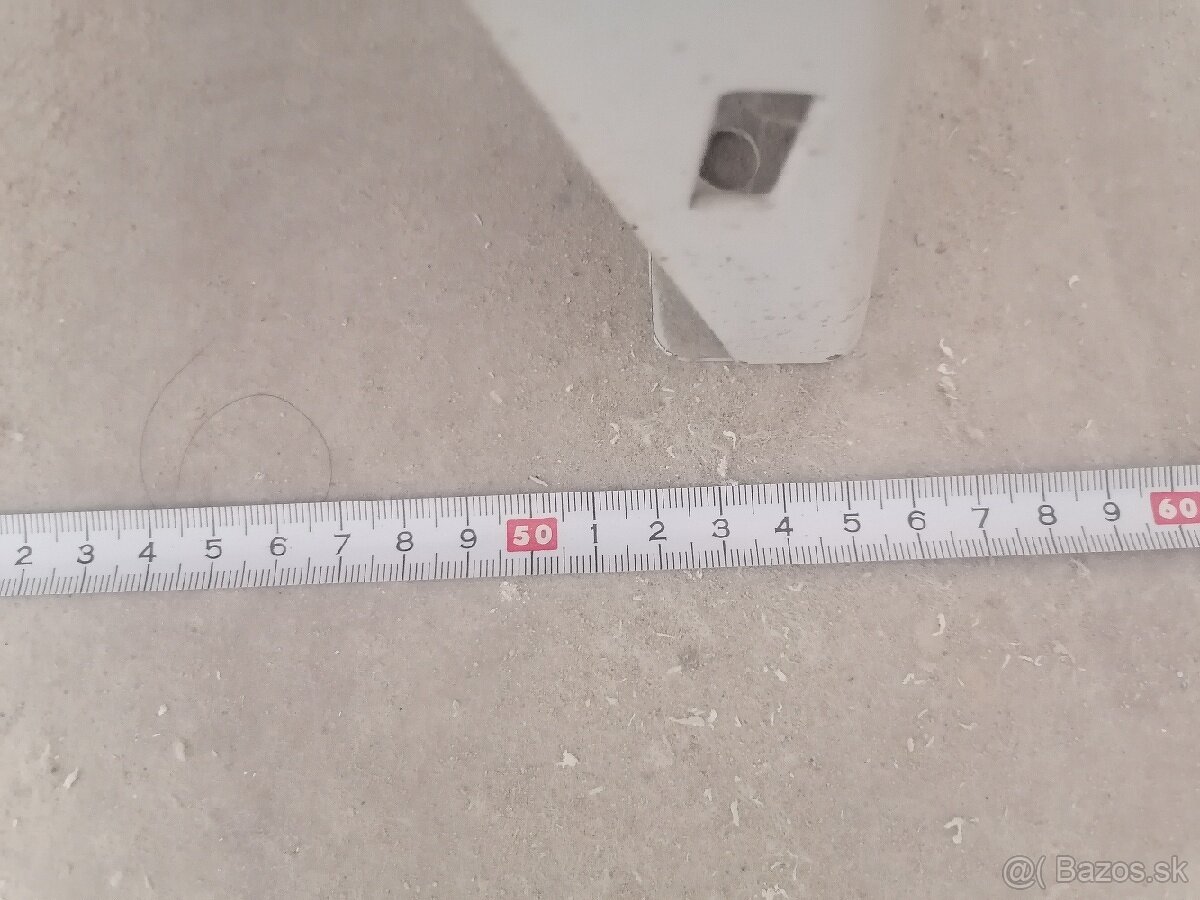 Nožičky pod vaňu - 2