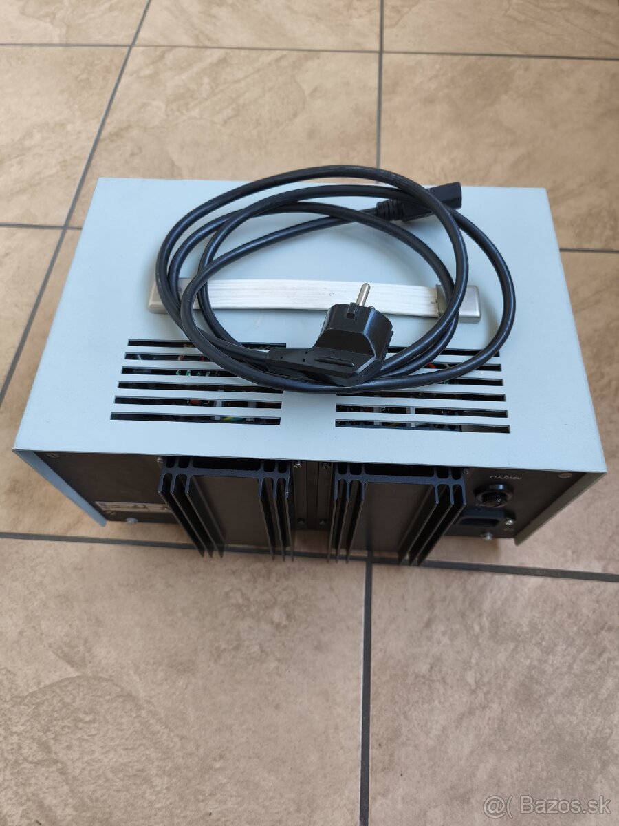 Stabilizovaný zdroj - 2