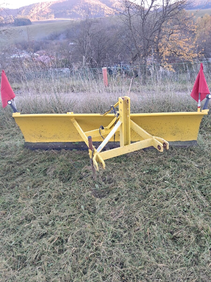 Predám snehovú radlicu - 2