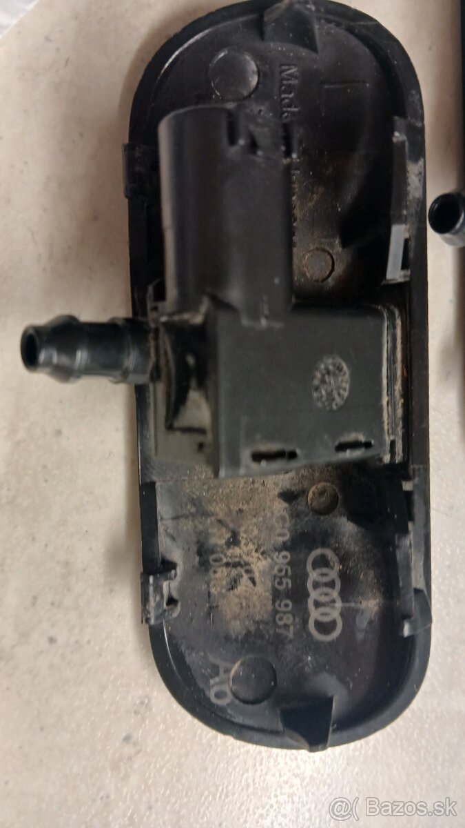 Audi A6 C7 - ostrekovače čelného skla - 2