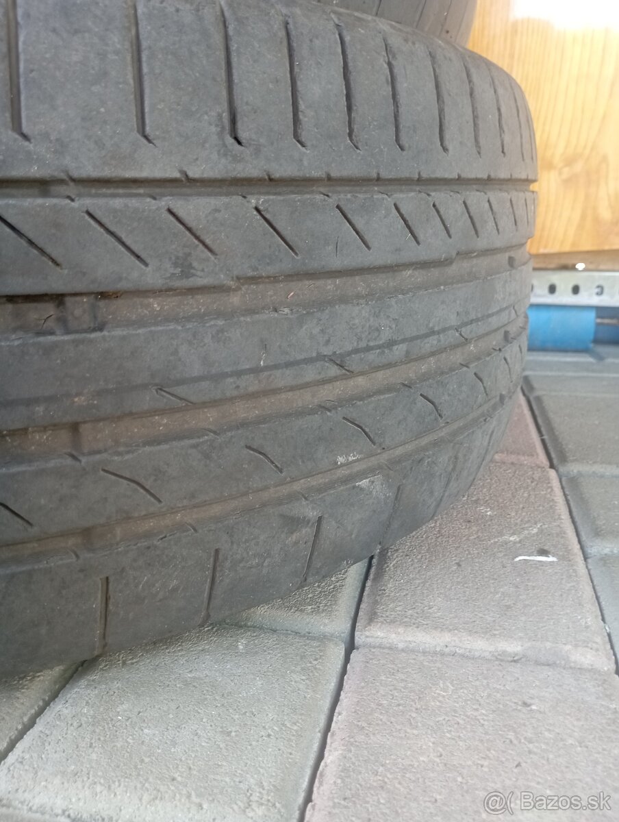 2ks letne 235/55R19 Continental - 2