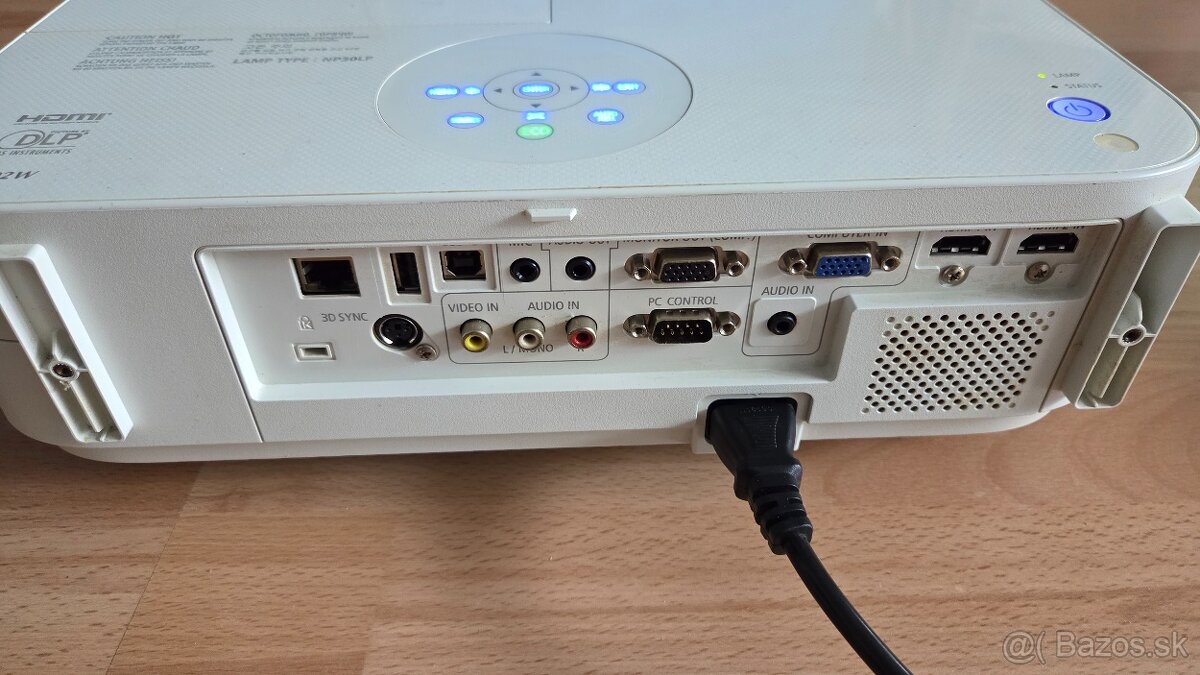 Predam profi NEC projektor na opravu ci vymenu lampy - 2