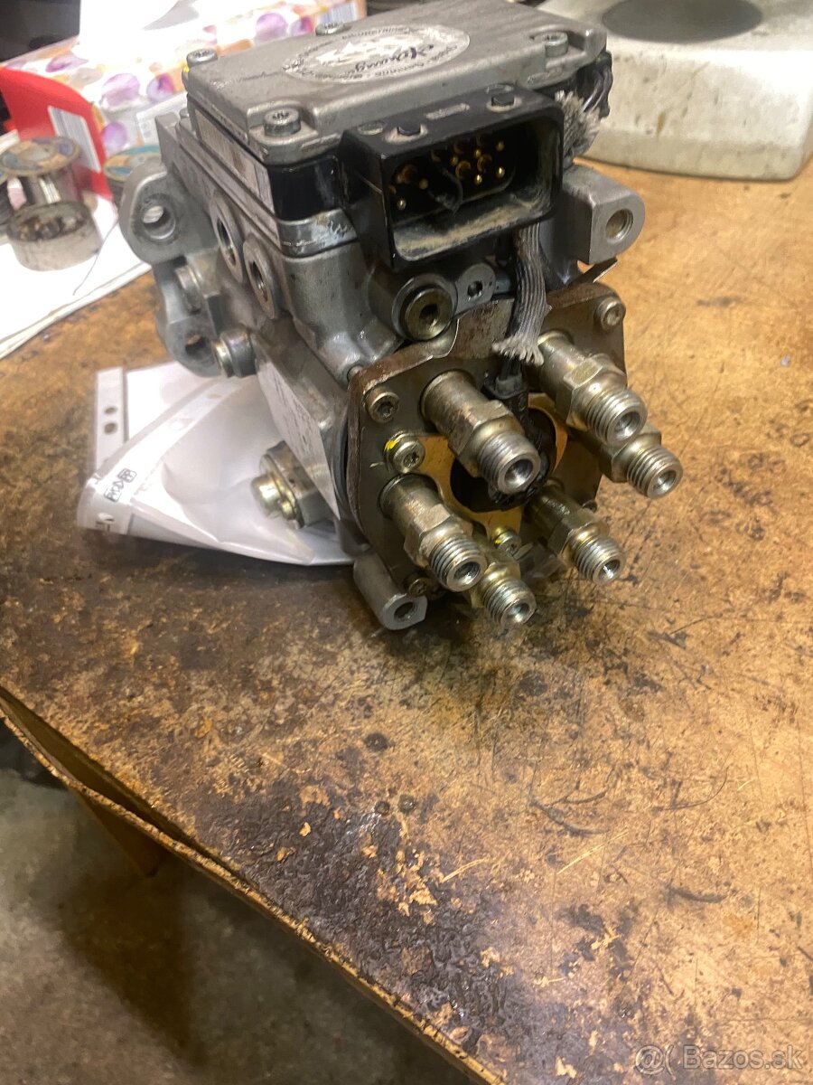 Vstrekovacie cerpadlo Cummins V6 - 2